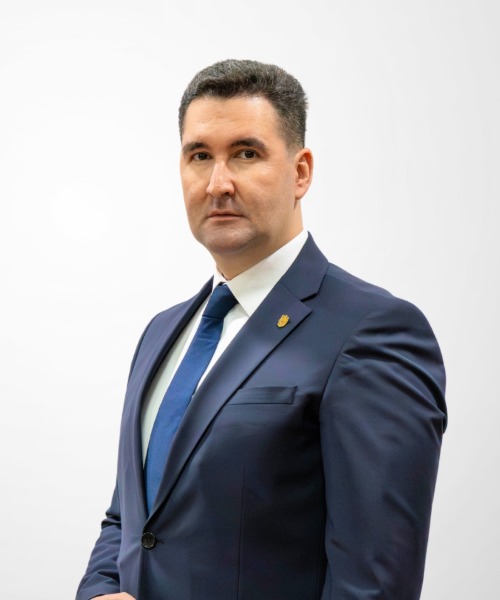 Руслан Иманкулов