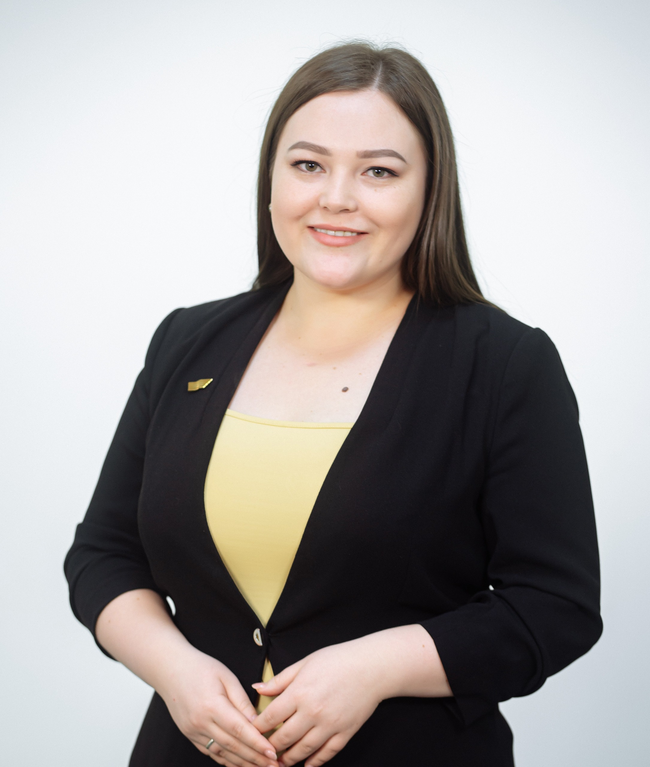Алина Параджан