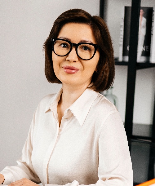 Дана Саудегерова